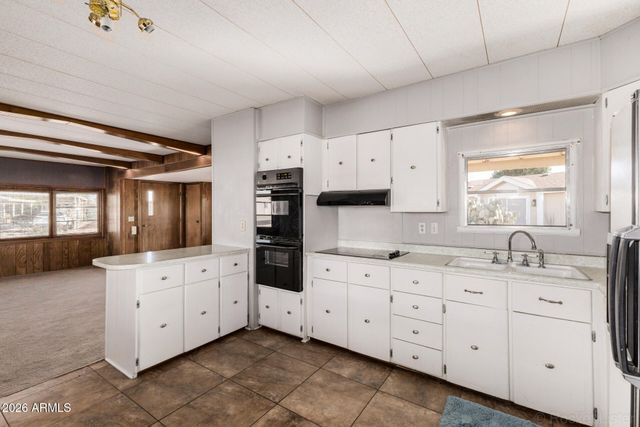 8258 E CACTUS Drive, Mesa, AZ 85208