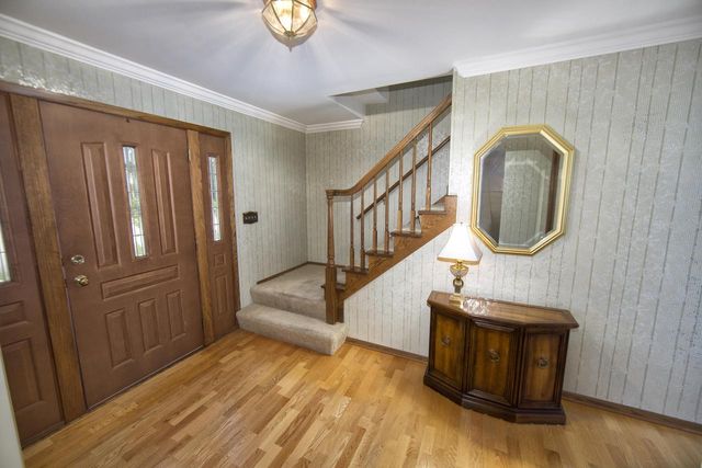 5676 Garland LANE, Greendale, WI 53129