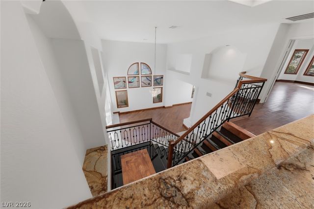 8821 MONTAGNA Drive, Las Vegas, NV 89134