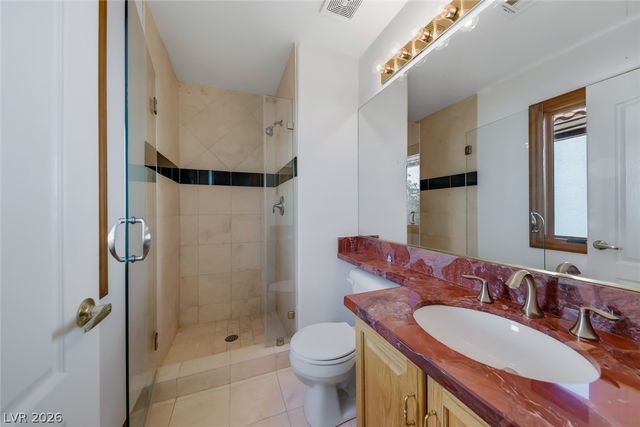 8821 MONTAGNA Drive, Las Vegas, NV 89134