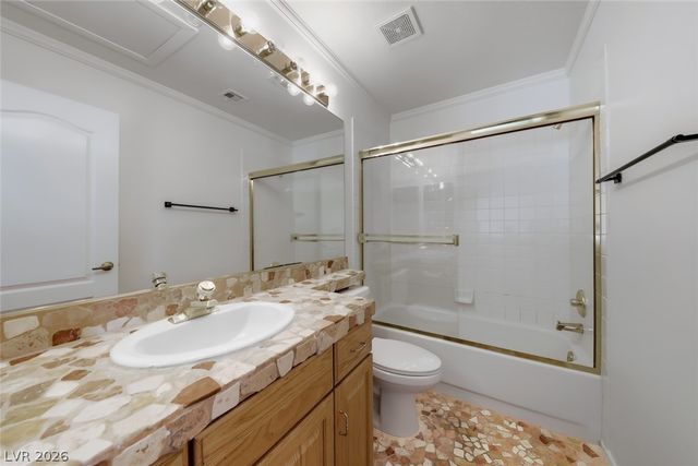 8821 MONTAGNA Drive, Las Vegas, NV 89134