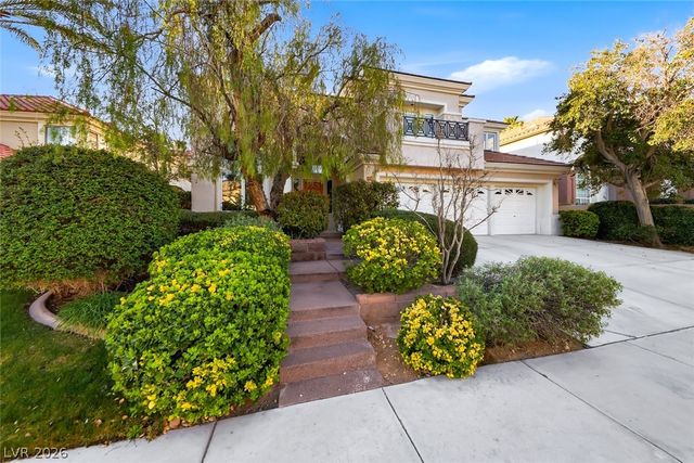 8821 MONTAGNA Drive, Las Vegas, NV 89134