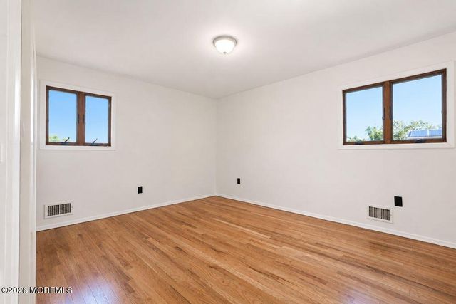 6 Ennis Drive, Hazlet, NJ 07730