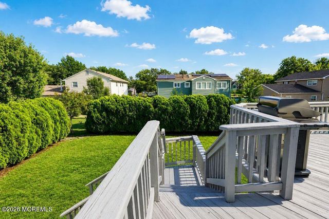 6 Ennis Drive, Hazlet, NJ 07730