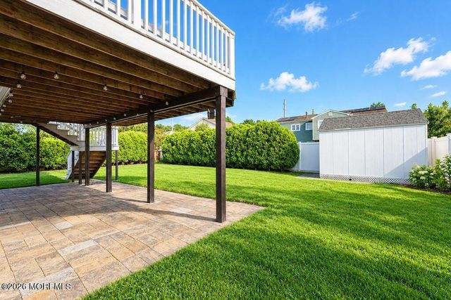 6 Ennis Drive, Hazlet, NJ 07730