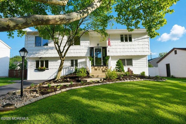 6 Ennis Drive, Hazlet, NJ 07730