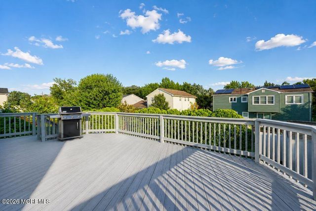 6 Ennis Drive, Hazlet, NJ 07730