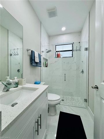 401 NE 9th ST, Cape Coral, FL 33909