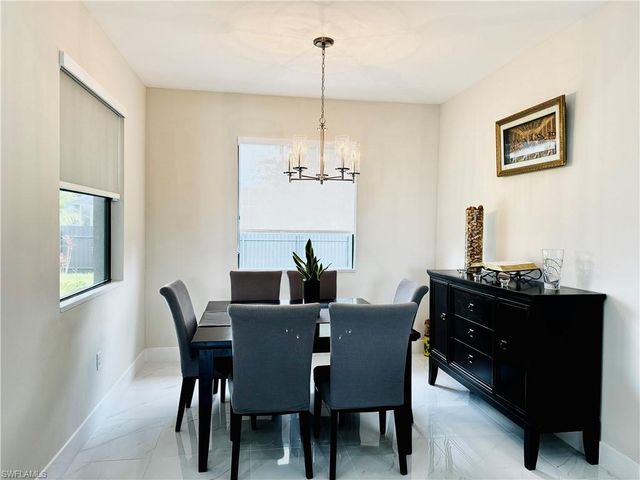 401 NE 9th ST, Cape Coral, FL 33909