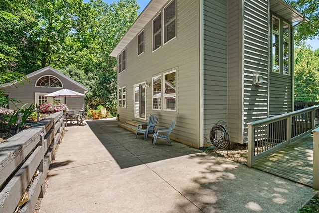 677 Tuttle Road, Baroda, MI 49101