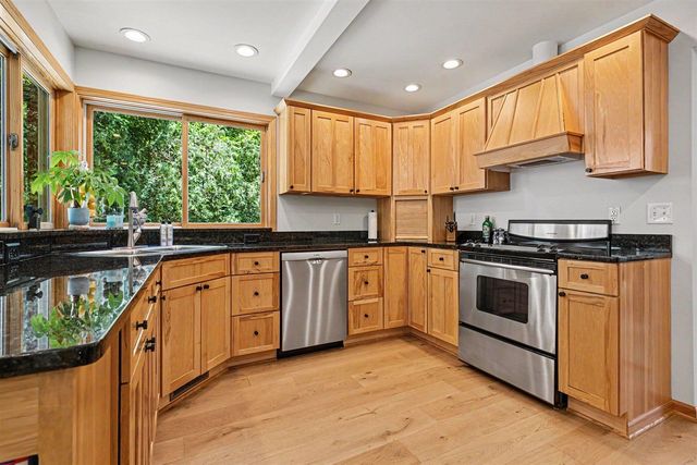 677 Tuttle Road, Baroda, MI 49101