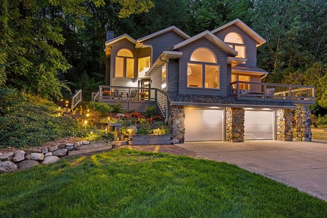 677 Tuttle Road, Baroda, MI 49101