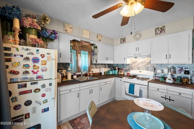 4925 Southside Dr 5, Louisville, KY 40214