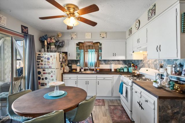 4925 Southside Dr 5, Louisville, KY 40214