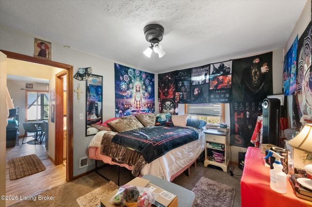 4925 Southside Dr 5, Louisville, KY 40214