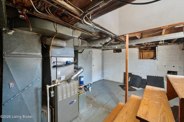 4925 Southside Dr 5, Louisville, KY 40214