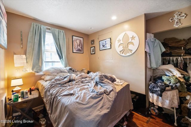 4925 Southside Dr 5, Louisville, KY 40214