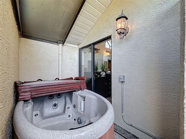 6910 DAUBON COURT, New Port Richey, FL 34655