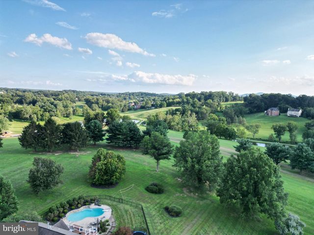 9915 RITCHIE DR, Ijamsville, MD 21754