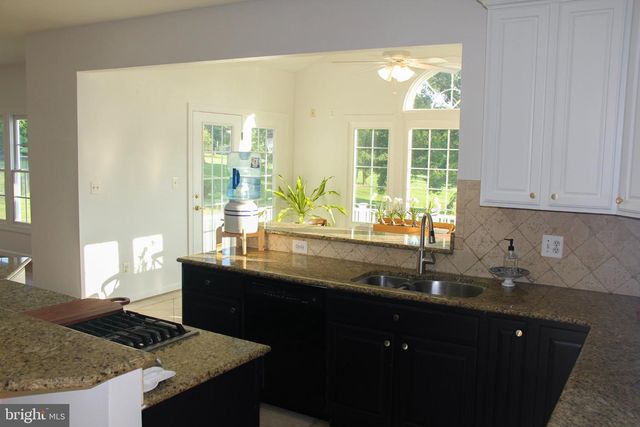 9915 RITCHIE DR, Ijamsville, MD 21754