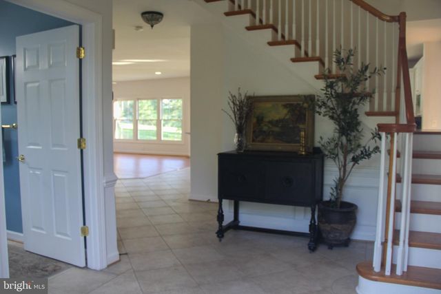 9915 RITCHIE DR, Ijamsville, MD 21754