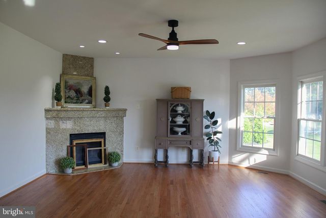 9915 RITCHIE DR, Ijamsville, MD 21754