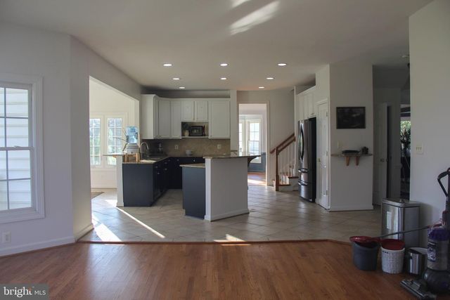 9915 RITCHIE DR, Ijamsville, MD 21754