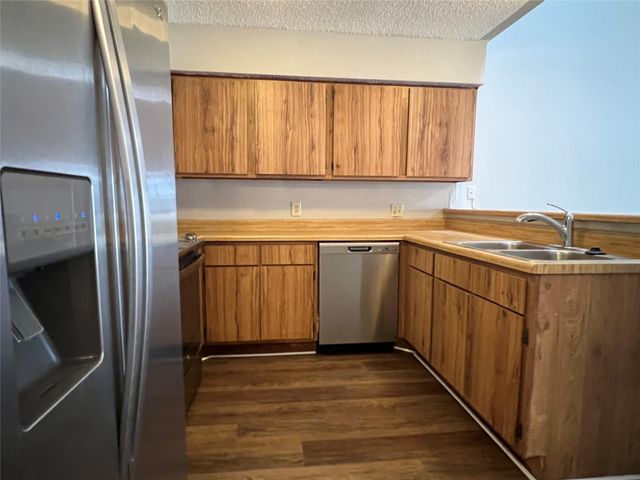 6211 Ludington Drive 21-909, Houston, TX 77035