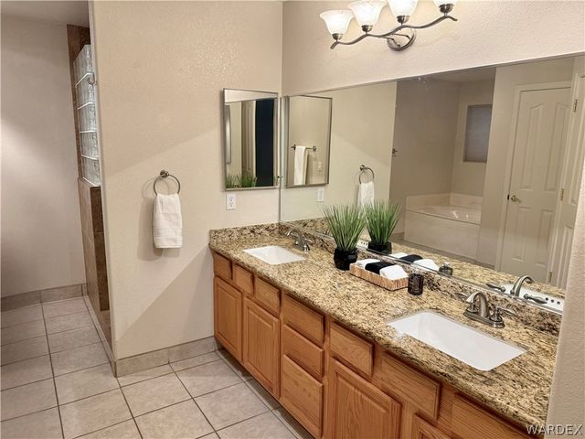 4235 Rising Sun Avenue, Kingman, AZ 86401