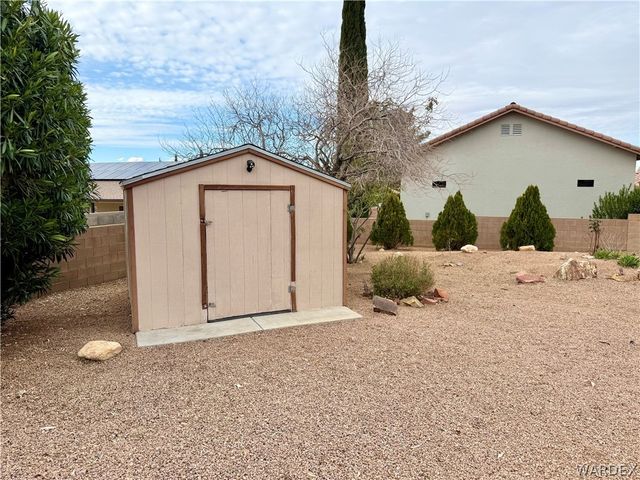 4235 Rising Sun Avenue, Kingman, AZ 86401