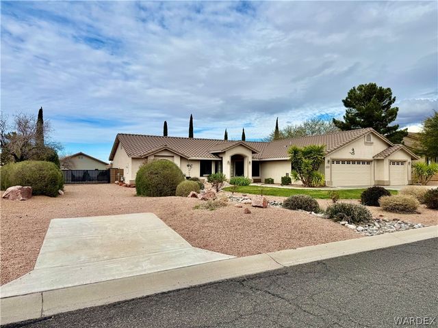 4235 Rising Sun Avenue, Kingman, AZ 86401