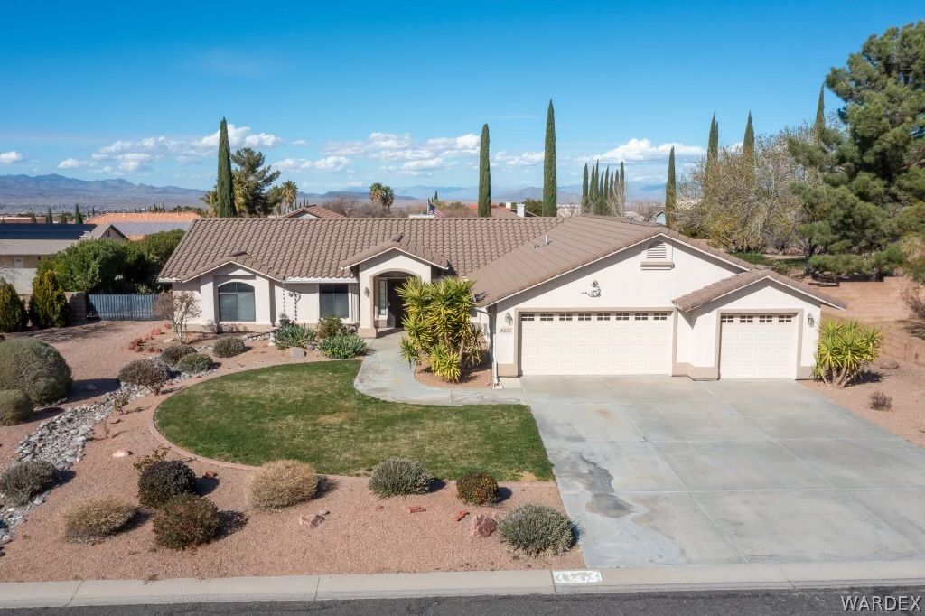 4235 Rising Sun Avenue, Kingman, AZ 86401