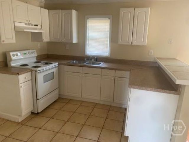 2705 Stevens Street, Savannah, GA 31415