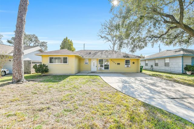 6343 Clemson Street, Houston, TX 77092