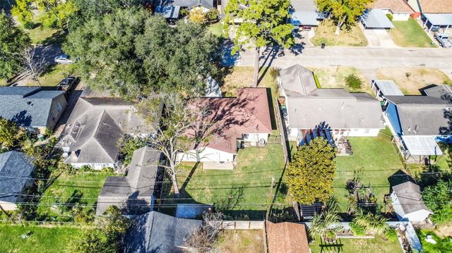 6343 Clemson Street, Houston, TX 77092