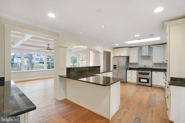 3412 KNOX RD, Annandale, VA 22003