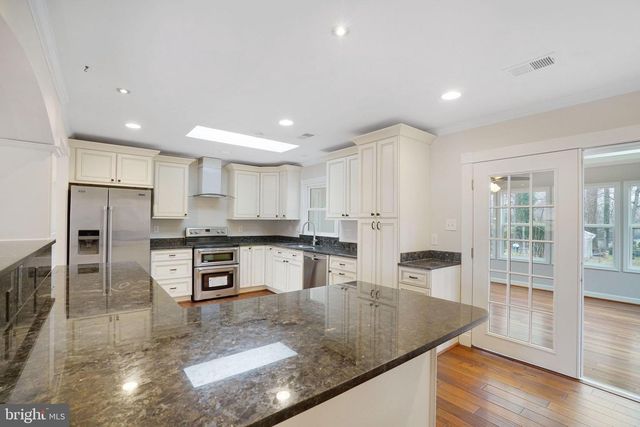 3412 KNOX RD, Annandale, VA 22003