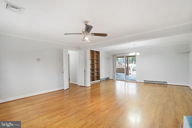 3412 KNOX RD, Annandale, VA 22003