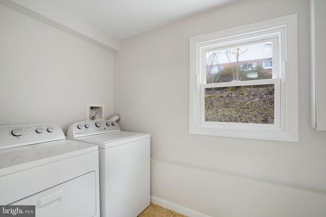 3412 KNOX RD, Annandale, VA 22003