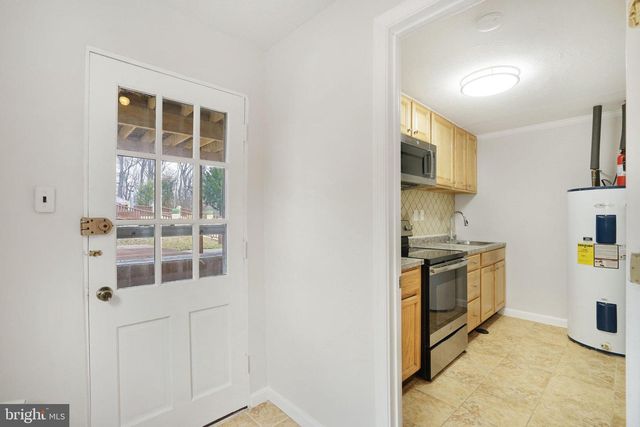 3412 KNOX RD, Annandale, VA 22003