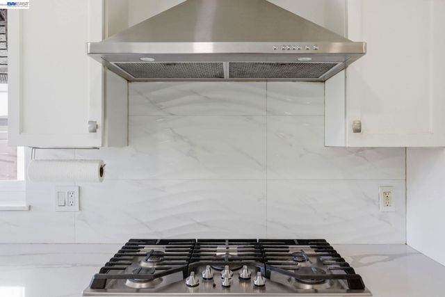 1233 Benedict Ct, San Leandro, CA 94577