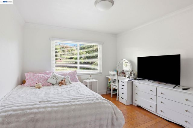 1233 Benedict Ct, San Leandro, CA 94577