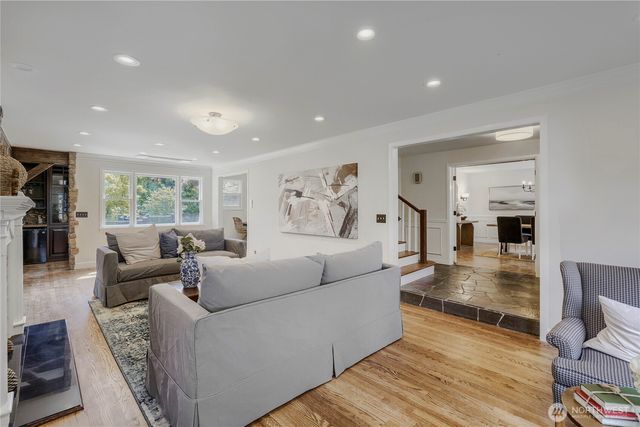 16066 Inglewood Road NE, Kenmore, WA 98028