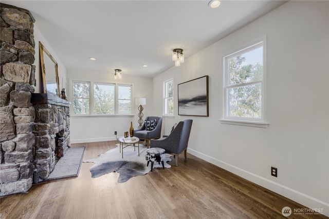 16066 Inglewood Road NE, Kenmore, WA 98028