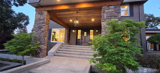 16066 Inglewood Road NE, Kenmore, WA 98028