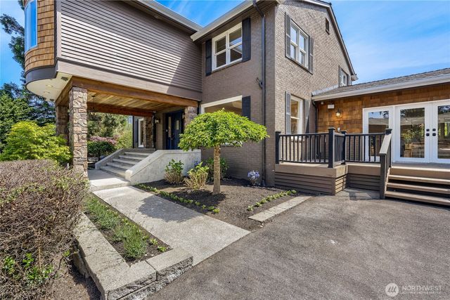 16066 Inglewood Road NE, Kenmore, WA 98028