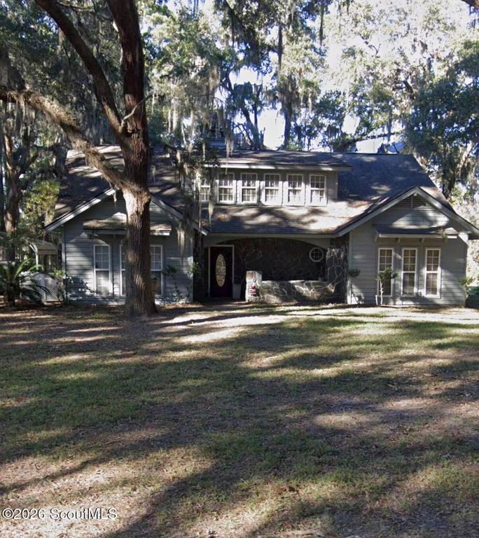211 Lakeshore Drive, Midway, GA 31320