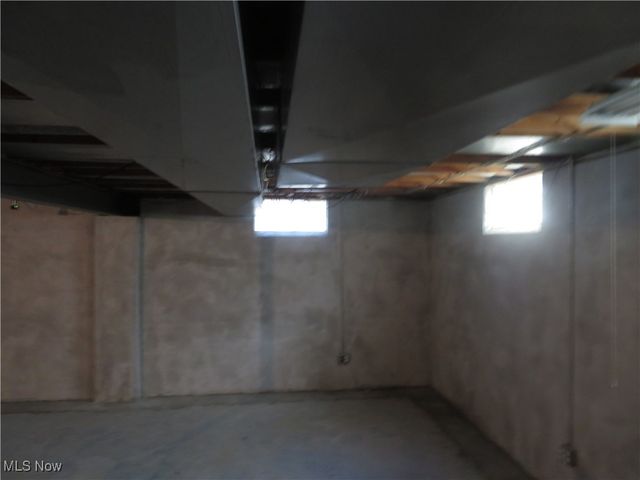 6931 Lockwood Boulevard, Canfield, OH 44512