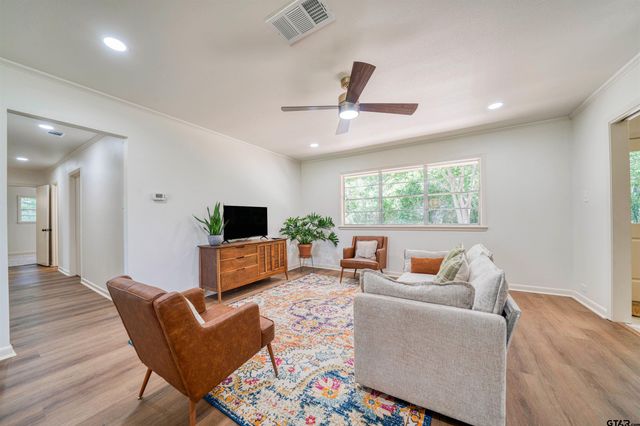 108 Mockingbird, Mt Pleasant, TX 75455