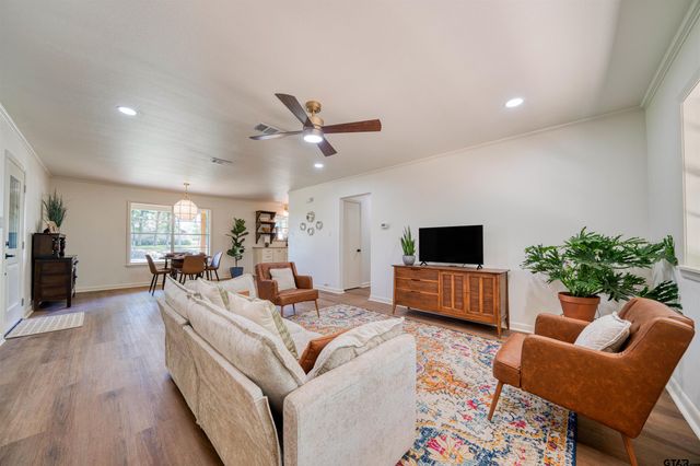108 Mockingbird, Mt Pleasant, TX 75455